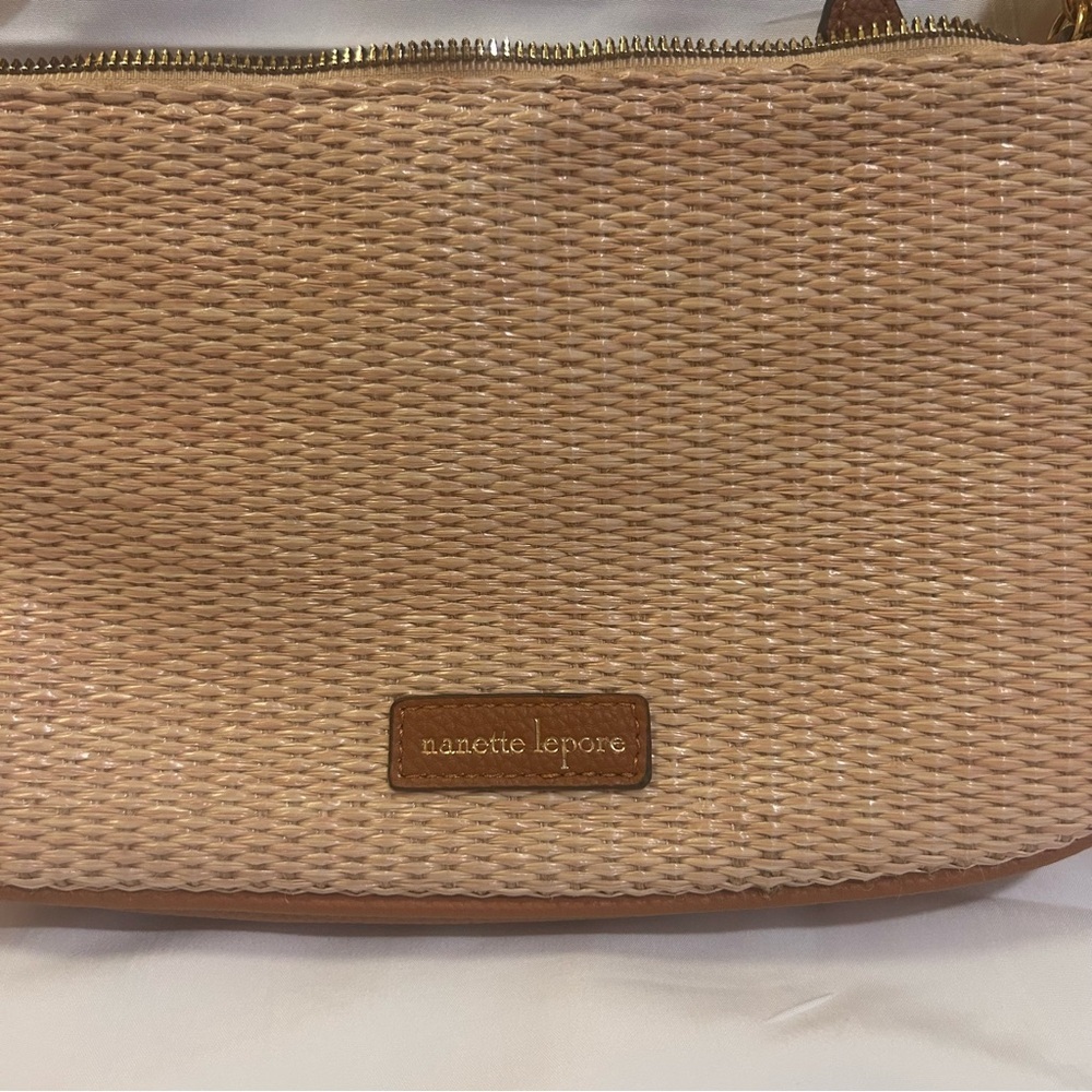 Nanette Lenore women’s beige shoulder basketweave‎ bag - Picture 2 of 12
